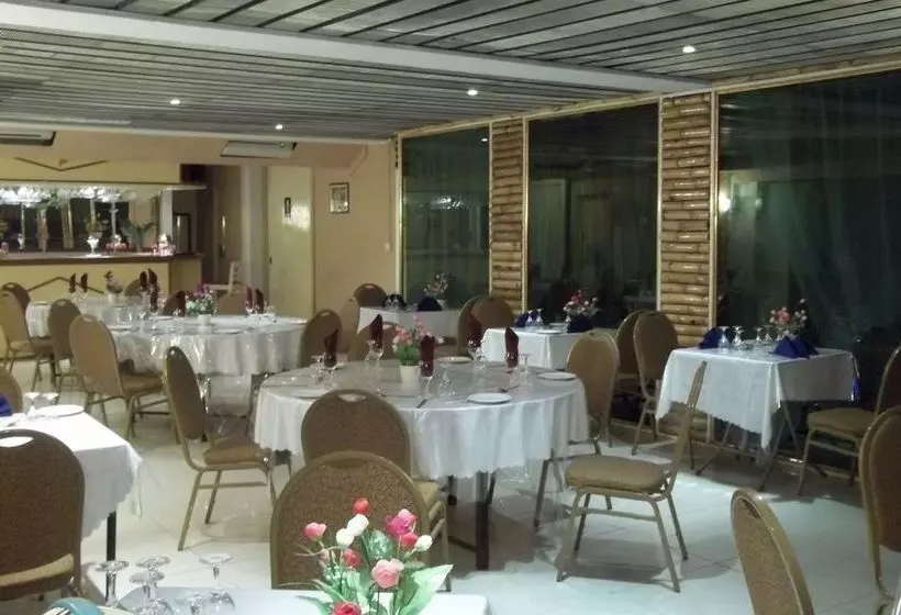 Fotos del hotel Hypertek:  6