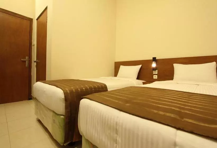 Fotos del hotel Grand Surya Hotel Yogyakarta:  22