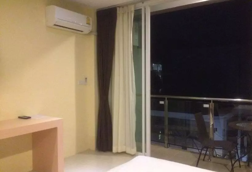 Fotos del hotel Ploenlay:  24