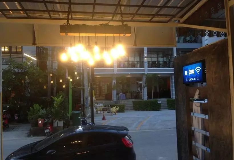 Fotos del hotel Ploenlay:  4