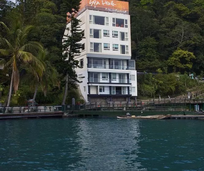 Spa Home Sun Moon Lake Luxury Lakeside