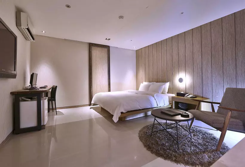 Fotos del hotel Imt:  13