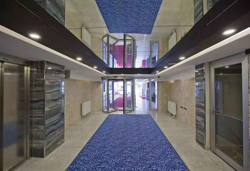Fotos del hotel Celikhan:  3