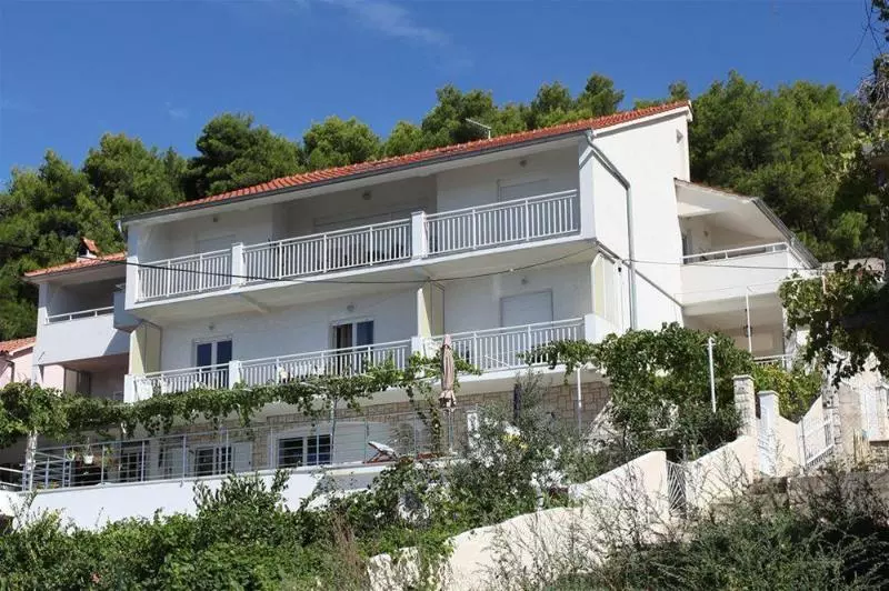 Fotos del hotel J & B Holiday House:  8