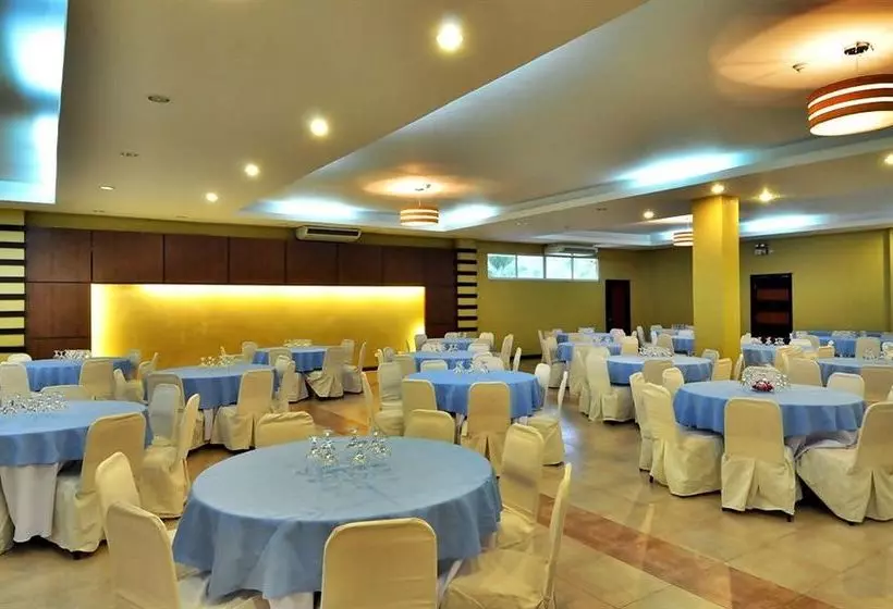 Fotos del hotel Subic Holiday Villas:  15