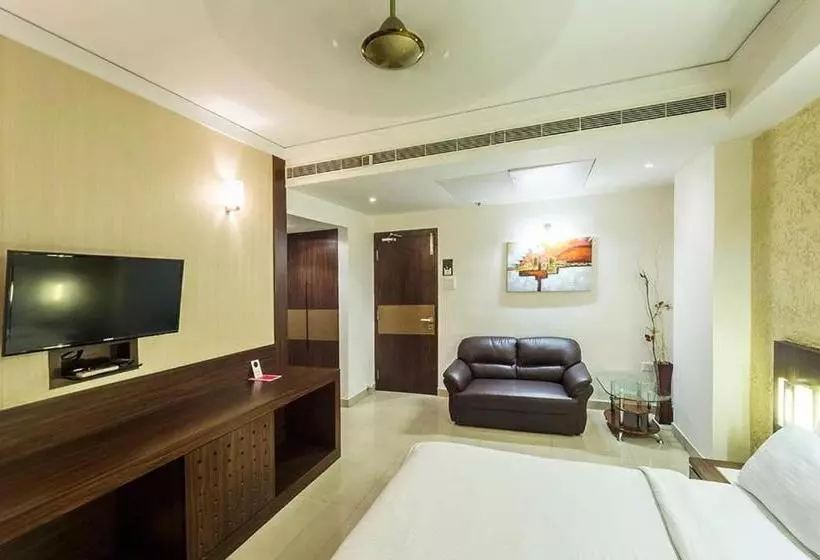 Encore Inn
