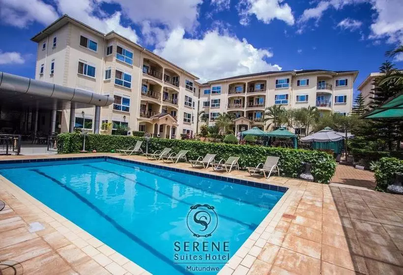 Fotos del hotel Serene Suites:  10
