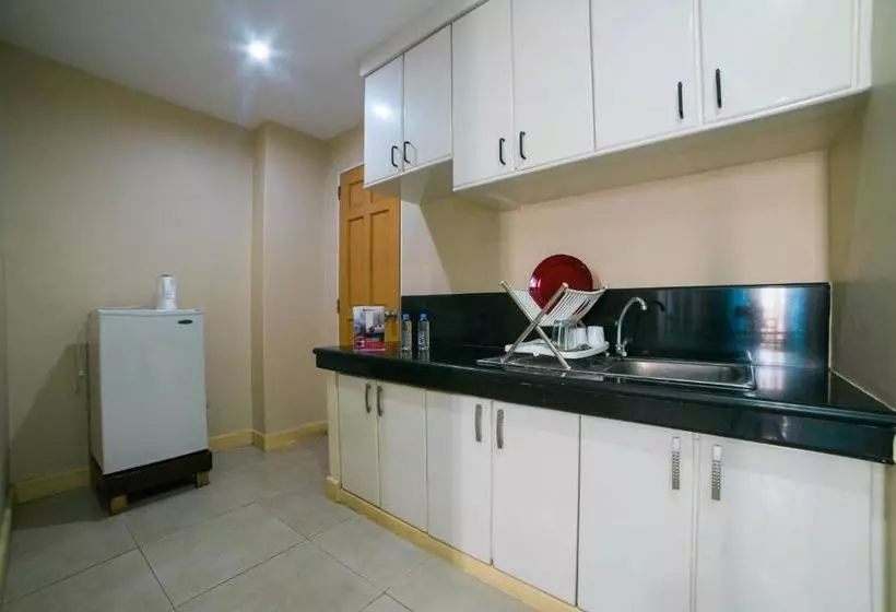 Fotos del hotel Reddoorz Plus @ Better Living Paranaque:  7