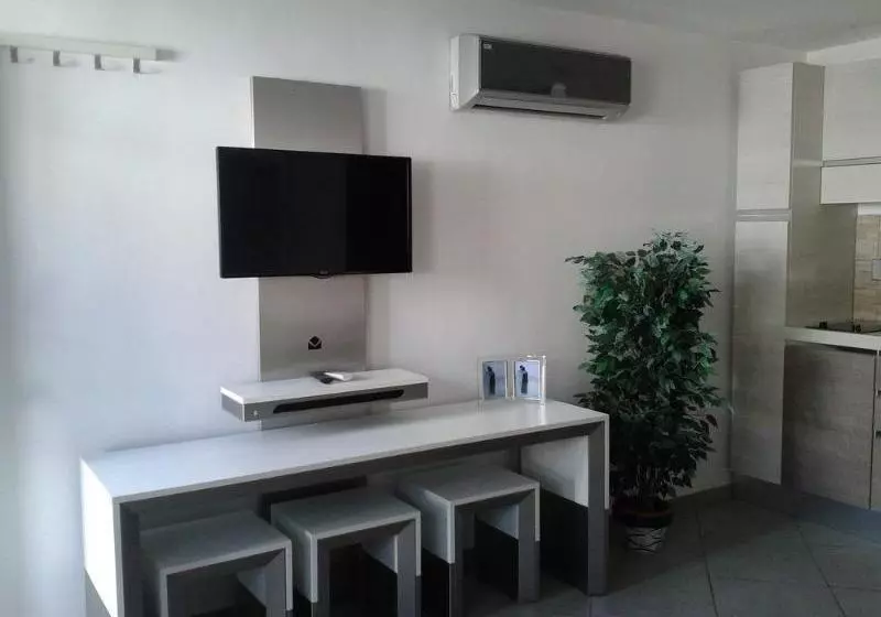 Fotos del hotel Smart Home:  15