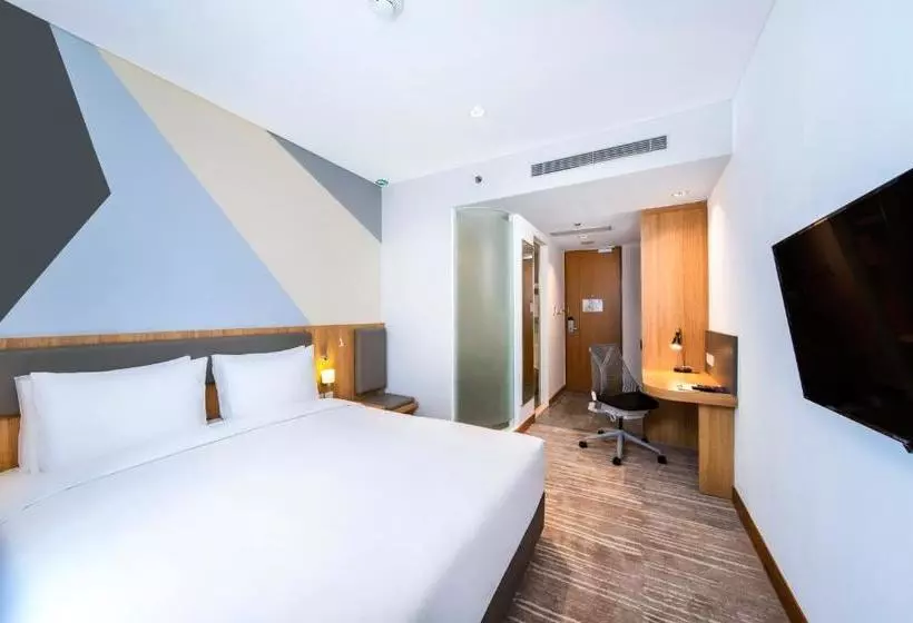 Fotos del hotel Holiday Inn Express Jakarta Matraman, An Ihg:  8