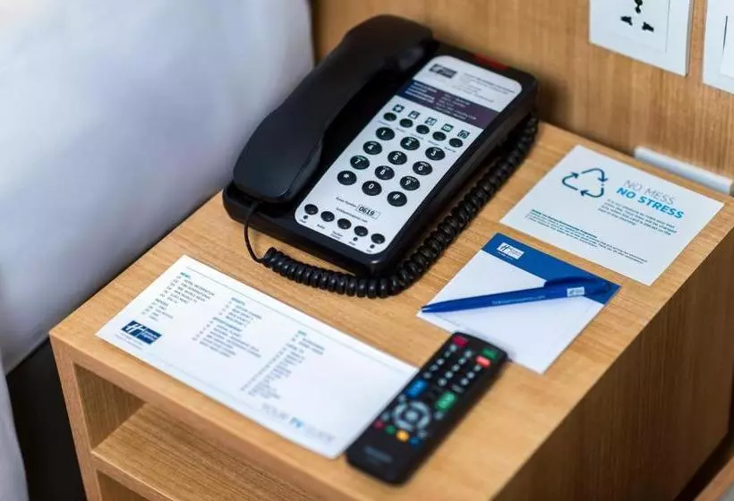 Fotos del hotel Holiday Inn Express Jakarta Matraman, An Ihg:  7