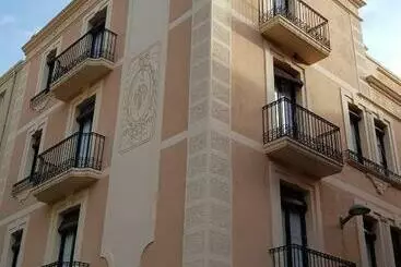 Apartamentos Nouvilas - Portbou