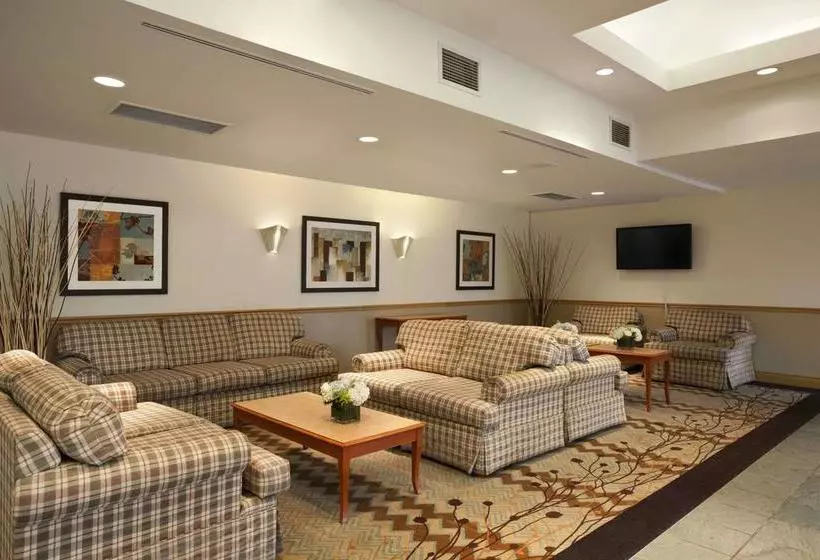 Fotos del hotel Travelodge By Wyndham Ottawa West:  11