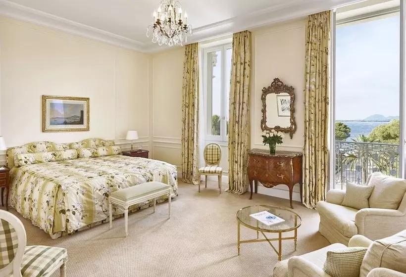 Fotos del hotel Du Capedenroc:  12