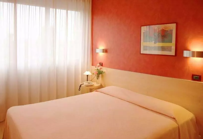 Fotos del hotel Alexandra:  2