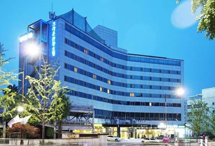 Fotos del hotel Itaewon Crown:  1