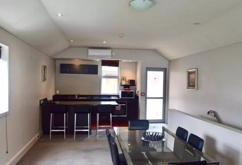 Fotos del hotel Alpine Village Apartments:  15