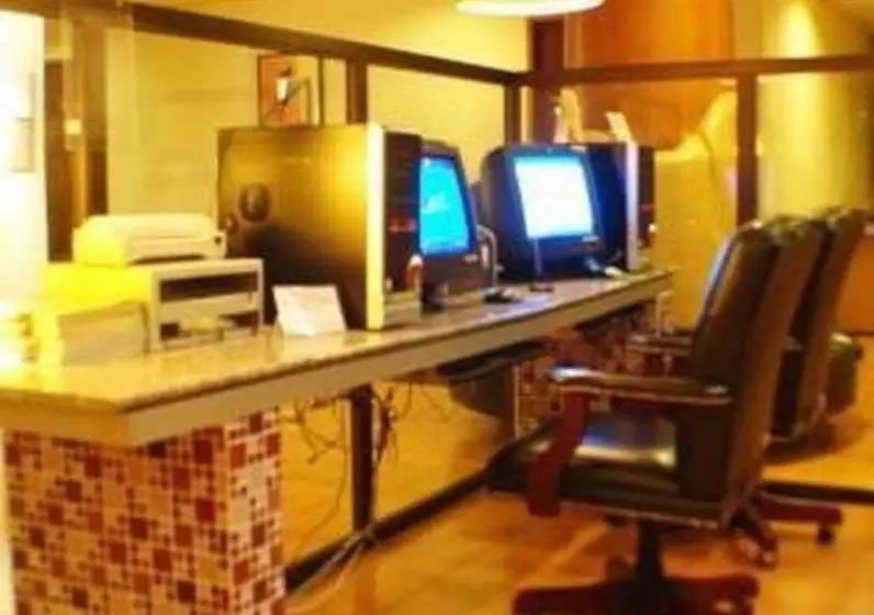 Fotos del hotel Sir Williams Hotel:  2