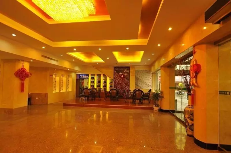 Fotos del hotel New Plaza:  9