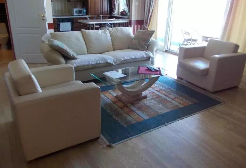 Warsaw Apartments Werset