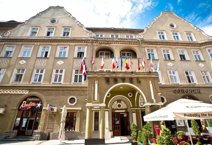 Fotos del hotel Coroana:  11