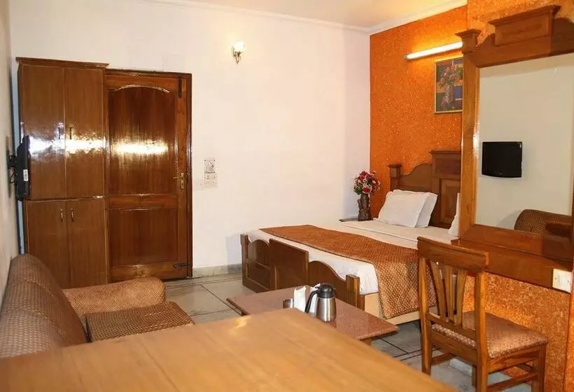 Fotos del hotel Rahul Palace:  12