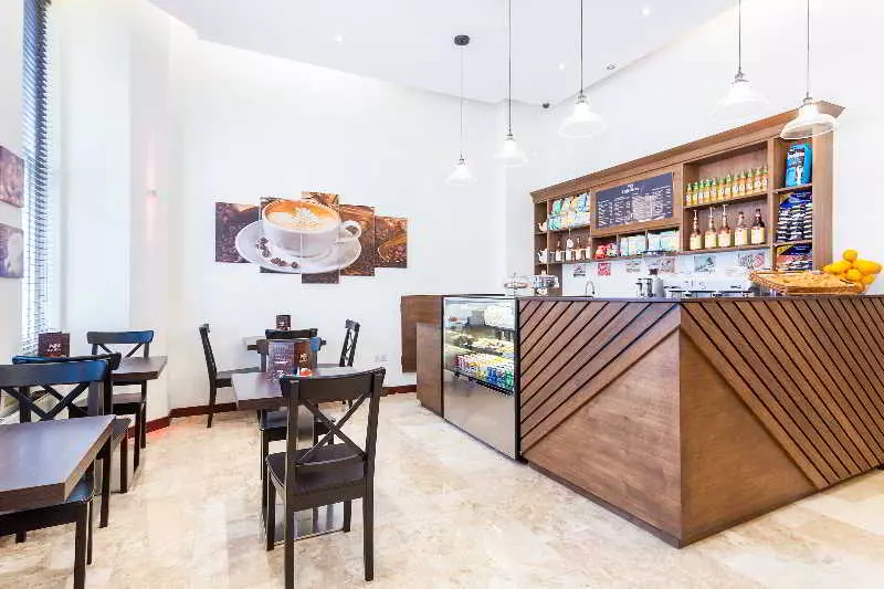 Fotos del hotel Avni Kensington:  6