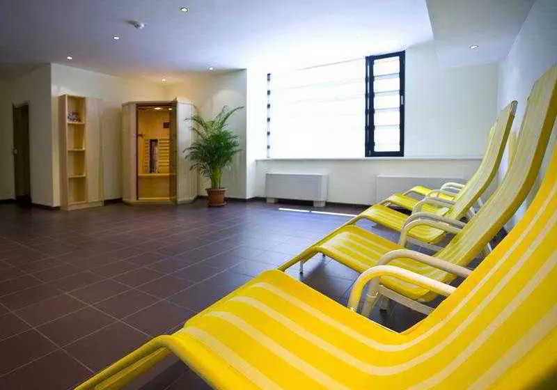 Fotos del hotel Starlight Suites Hotel:  3