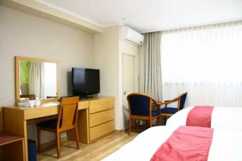 Fotos del hotel Eastgate Tower Hotel & Residence:  7