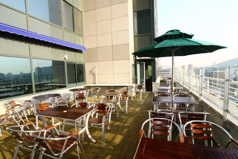 Fotos del hotel Eastgate Tower Hotel & Residence:  9