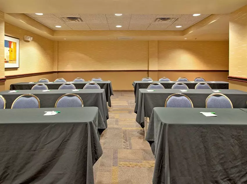 Fotos del hotel Ramada By Wyndham Phoenix Midtown:  11