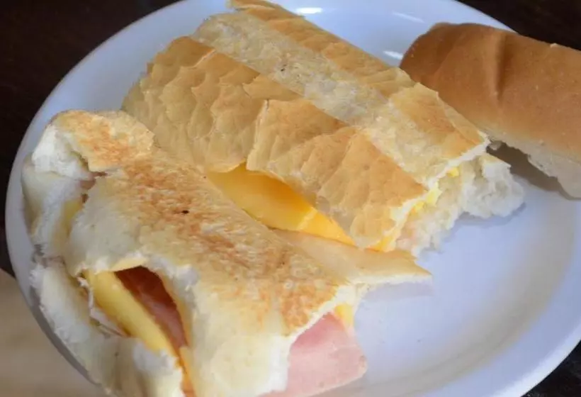 Fotos del hotel Leoli Pousada:  2