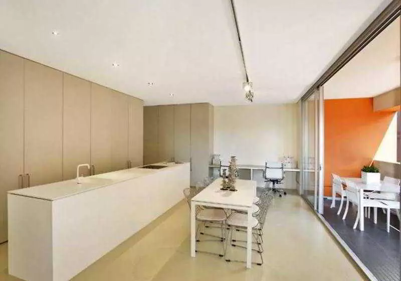 Fotos del hotel The 150 Apartments:  4