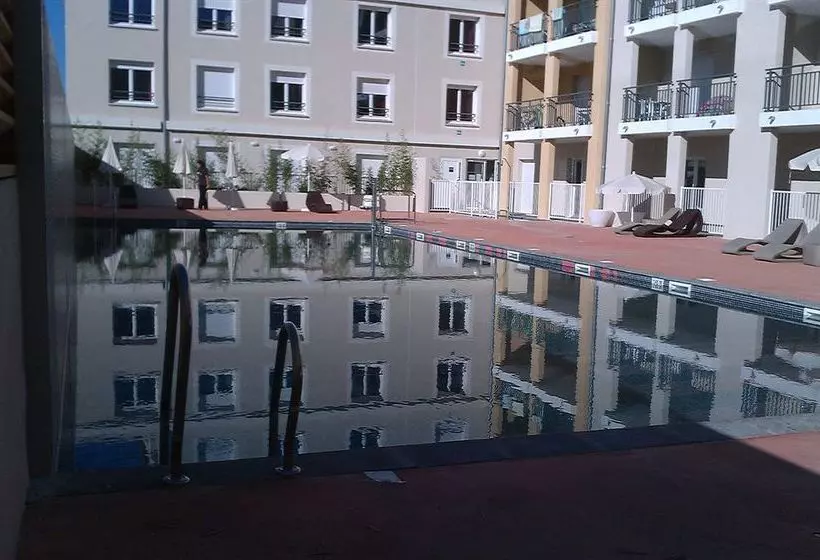 Residence De Tourisme Cote Green