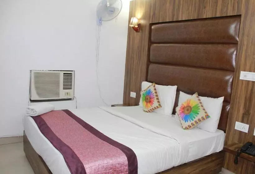 Fotos del hotel Noratan Palace:  9