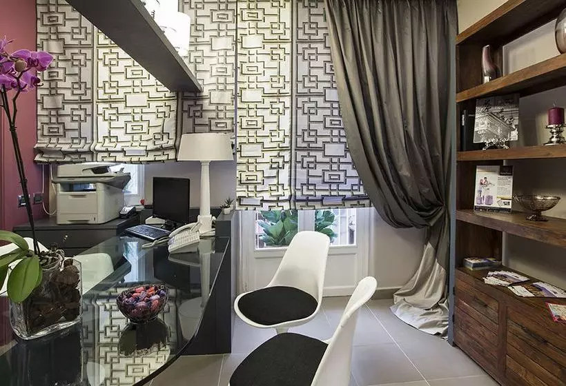 Fotos del hotel Smart  Gallery House:  8