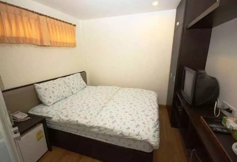 Fotos del hotel Nine Place Sukhumvit 81  Bts On Nut:  8