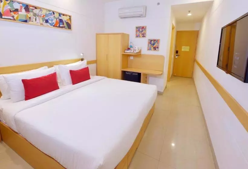 Fotos del hotel Red Fox Hotel, Chandigarh:  10