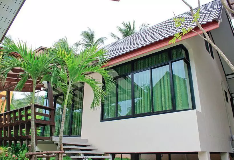 Fotos del hotel Hathai Villa:  6