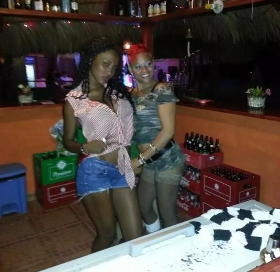 Fotos del hotel Playa Chiquita:  11