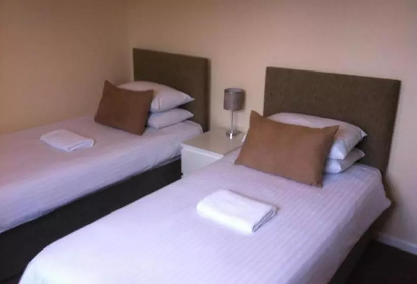 Fotos del hotel Acacia Guest House:  5