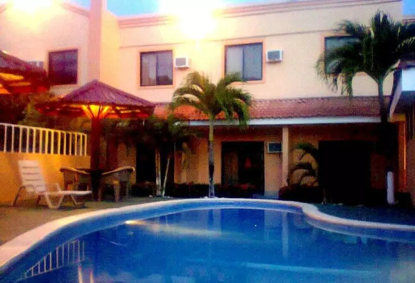 Fotos del hotel Cibeles La Ceiba:  3