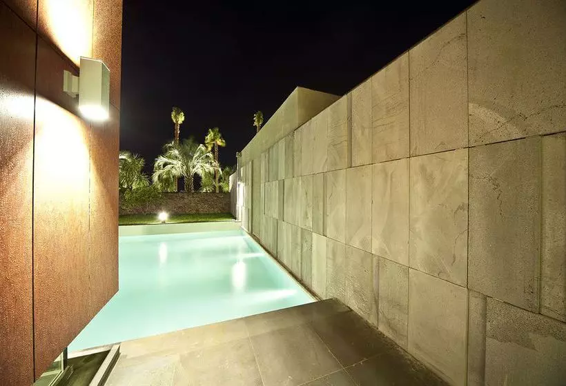 Fotos del hotel Luston Villa & Hotel:  2