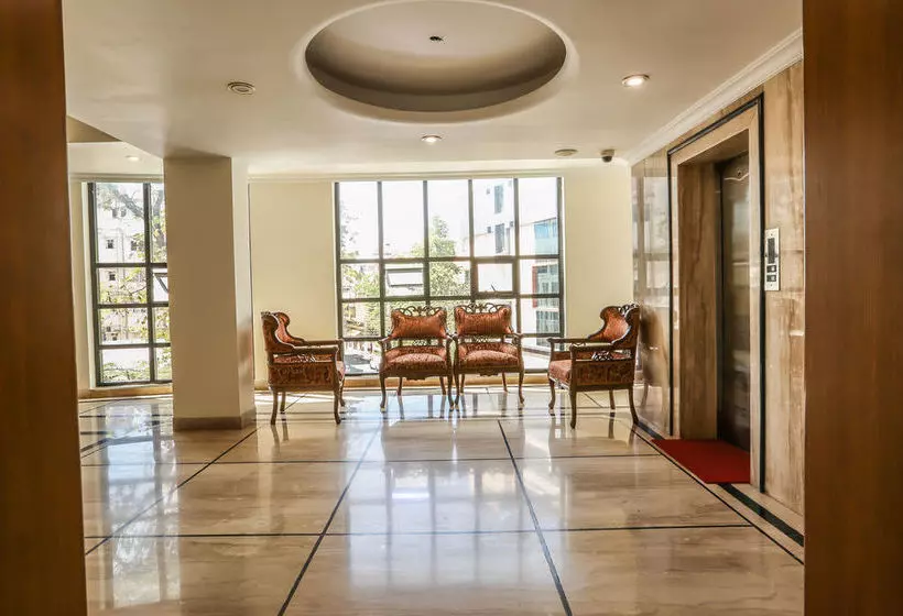 Fotos del hotel Oyo Rooms Majestic:  15