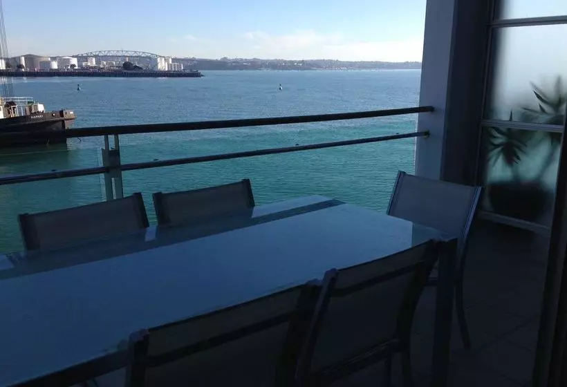Fotos del hotel Auckland Waterfront Serviced Apartments On Prince S Wharf:  9