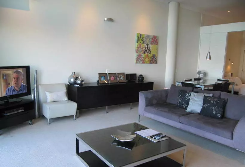 Auckland Waterfront Serviced Apartments On Prince S Wharf