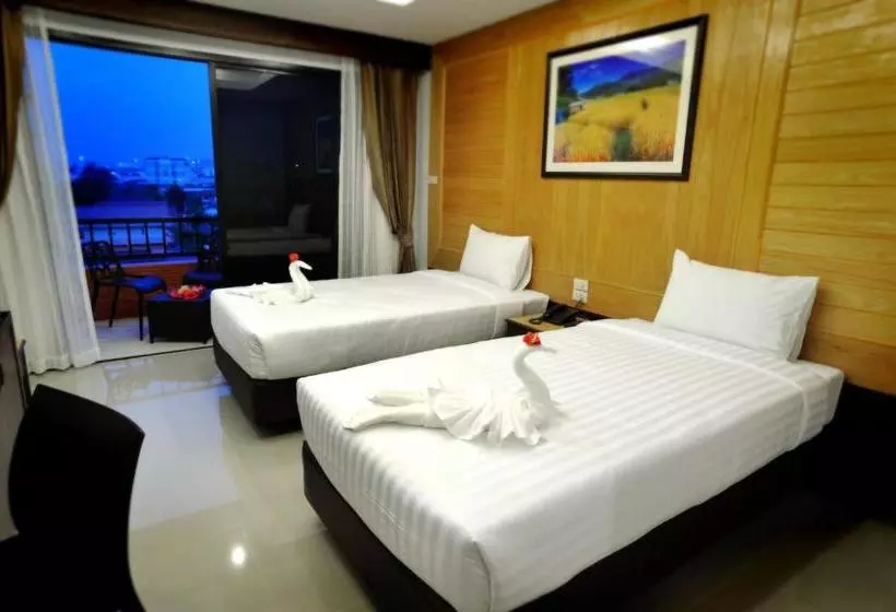 Fotos del hotel Suppamitr Villa:  11