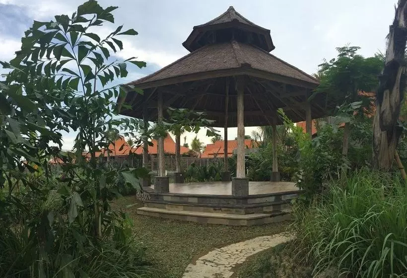 Fotos del hotel Suarti Boutique Village:  5