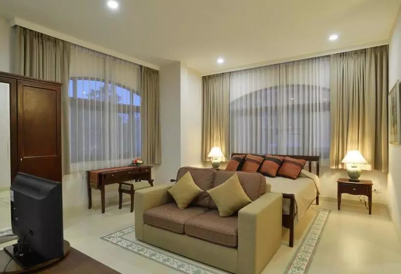 Fotos del hotel The Golden Wells Residence:  7