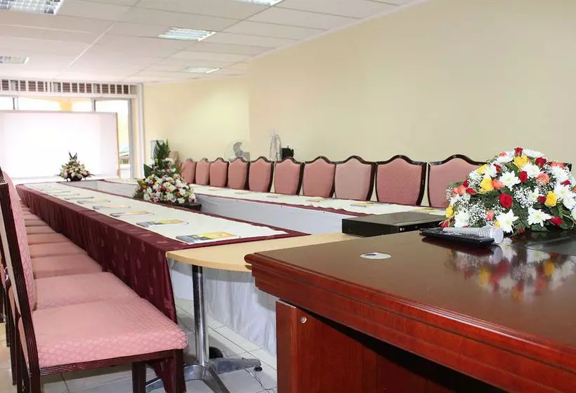 Fotos del hotel Khalifa Executive Suites:  4